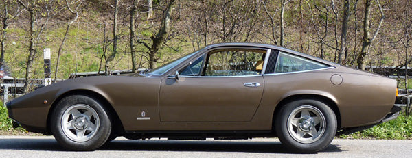 Ferrari 365 GTC 4, 12 Zylinder, Benzinpumpen Einbau mit 2 Stück Facet 476087, parallel verschlaucht