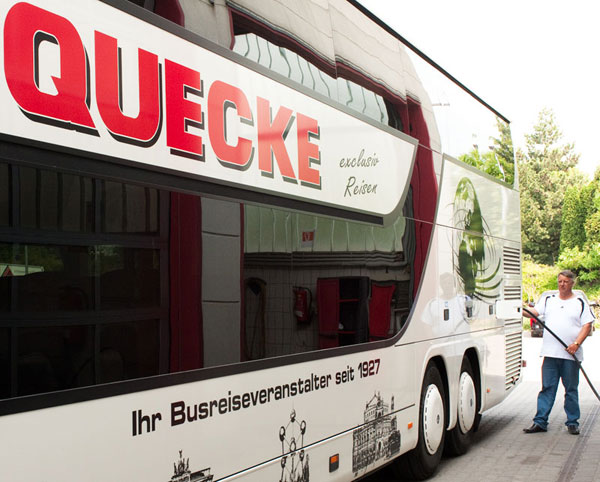 Adblue Pumpe zum Betanken von Doppelstock Reisebuss Setra 431 DT mit EURO 5  BlueTec