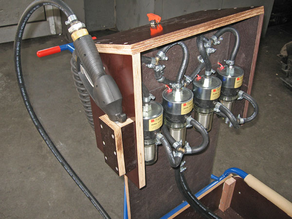 https://www.pumpen-peters.de/img/b/d/9/12-Volt-Benzin-Tankanlage.jpg